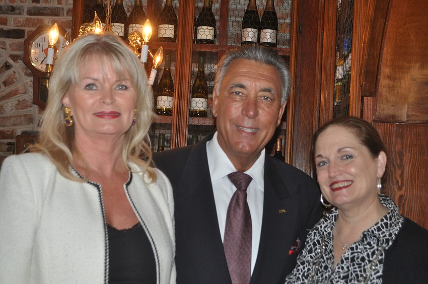 Ramona Glanz, Andrew Vac, Mara Routh