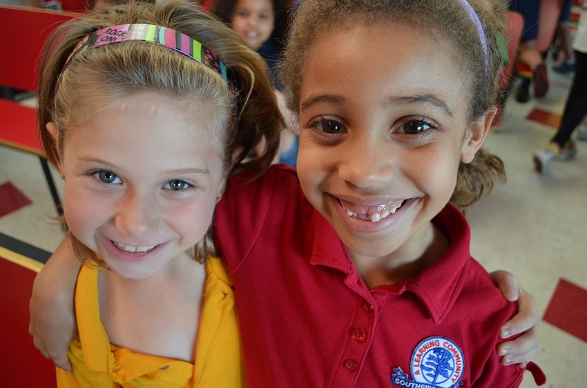 Kiki Rupprucht and Deliyah Brown