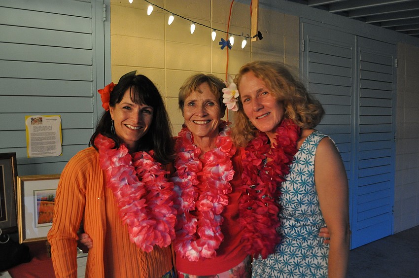 Nette Radice with Dawn Markantonatos and her daughter Marina