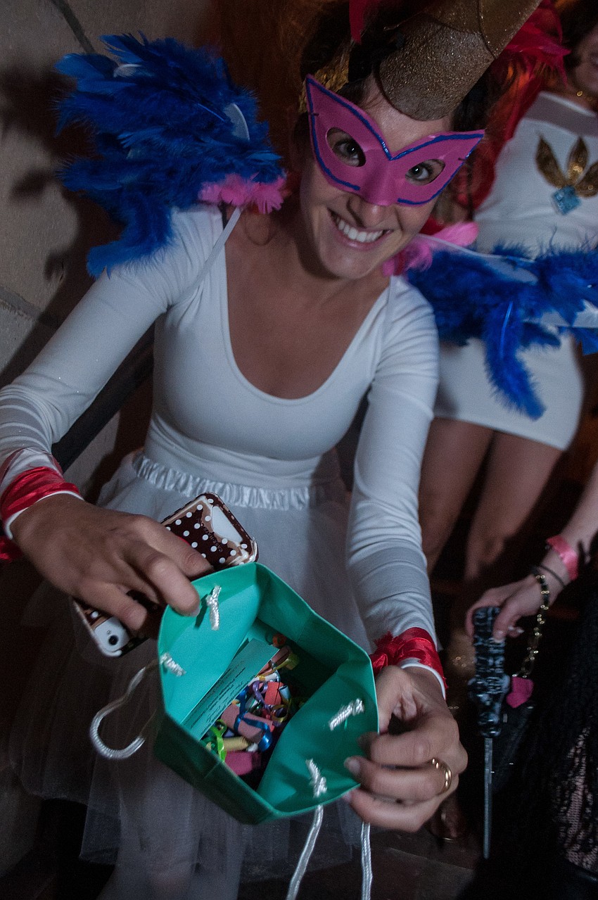 Tava Strenberg handed out unicorn farts, which were rolled up inspirational quotes.