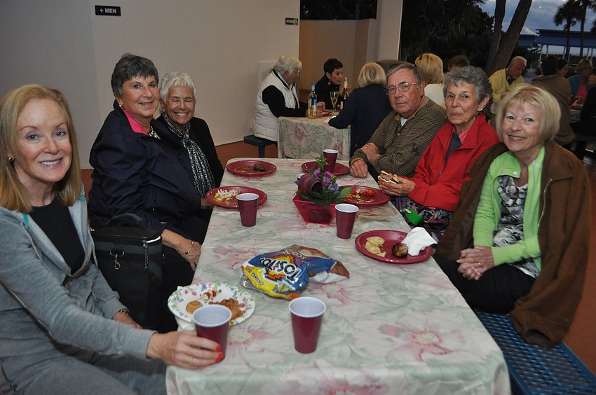 Donna Frieze, Jackie Salvino, Beverly Shapiro, Doug White, Jane Boehme and Jean White