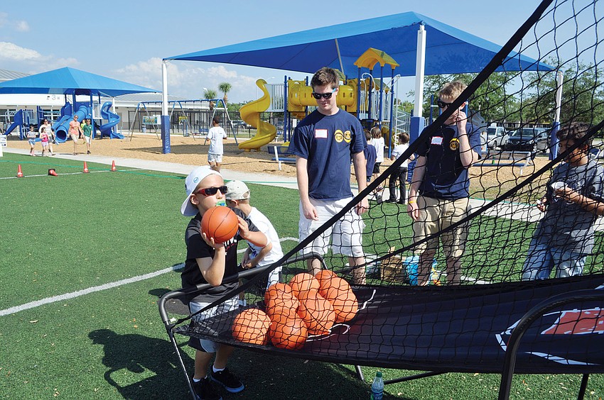 Students and their families gathered at Phillippi Shores El- ementary Friday, March 11, to celebrate spring in style.
