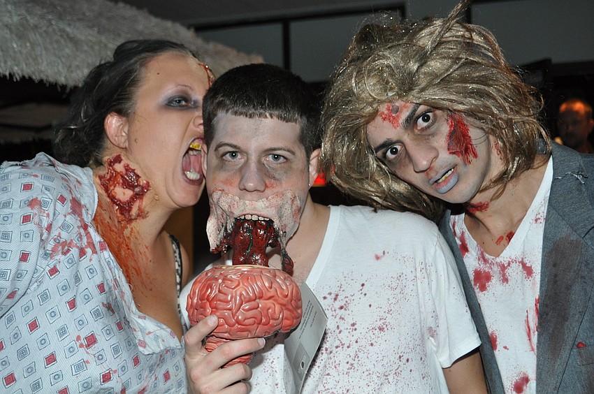 Ryann White, Kendall Wilson and Tiago Silva