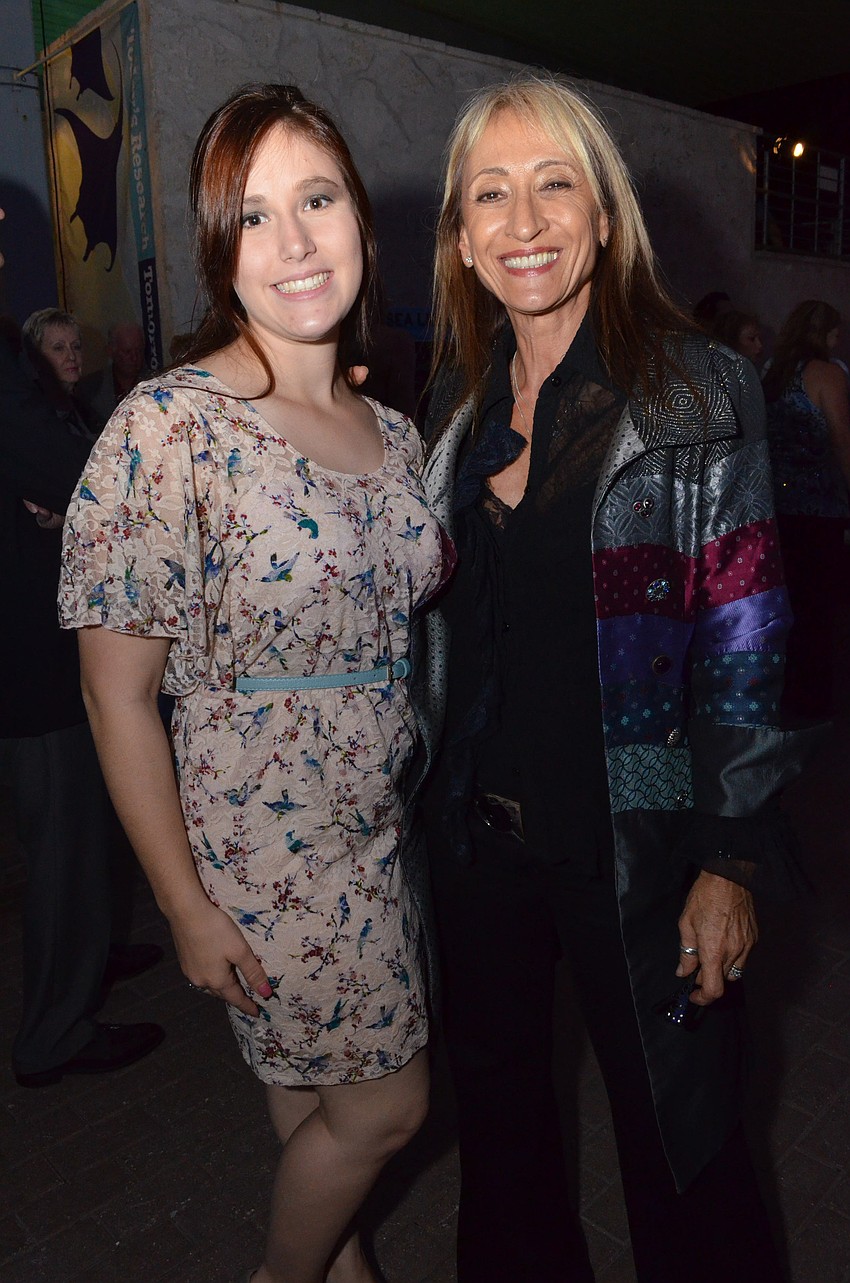 Victoria Price and Caroline Sansone