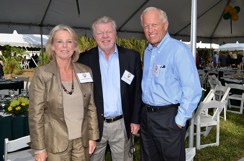 Dianne and Ron Roughhead with Drew Mateer