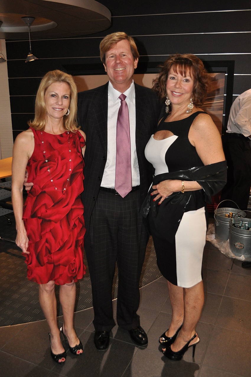 Chairmen Jackie and Vance Dickinson and Donna Simmons