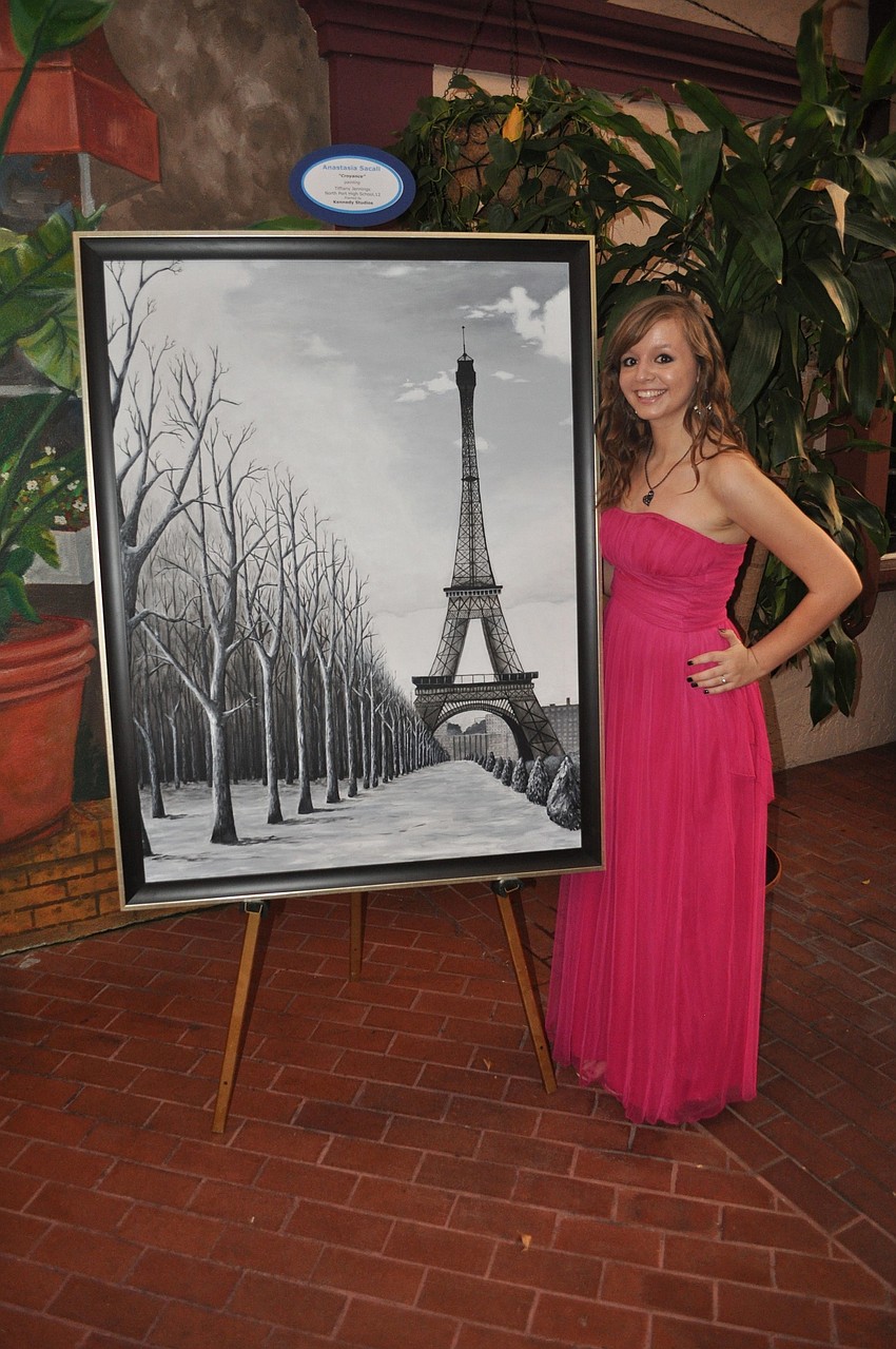 Anastasia Sacali with her piece â€œCroyanceâ€.