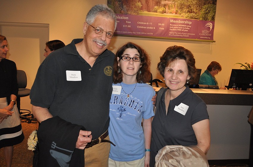 Mark, Emily and Jane Mendlow