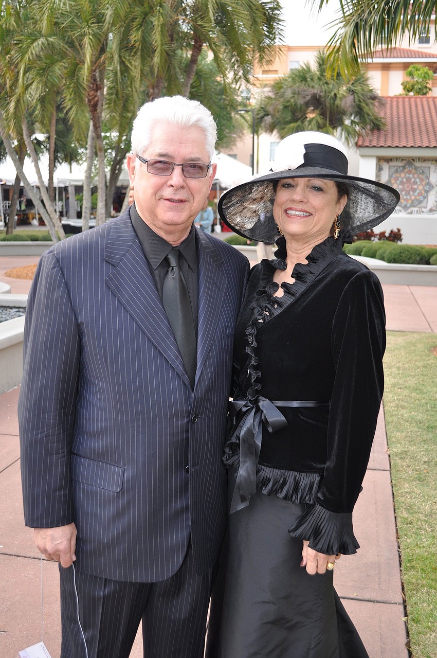 Chairs Larry and Ann Garberding