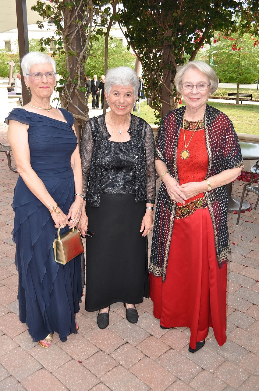 Helen McVey, Sylvia Rosenfeld and Betty Dodt