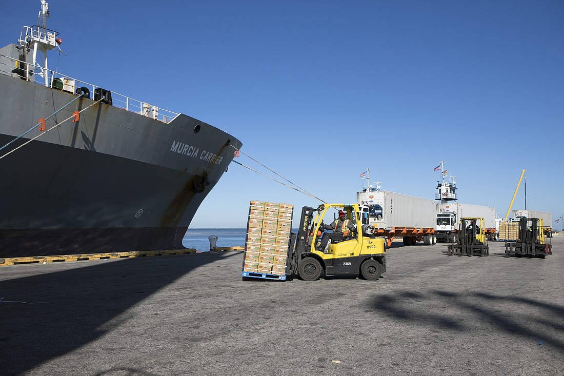 Port Manatee  had $ 13.72 million in revenues in 2017.