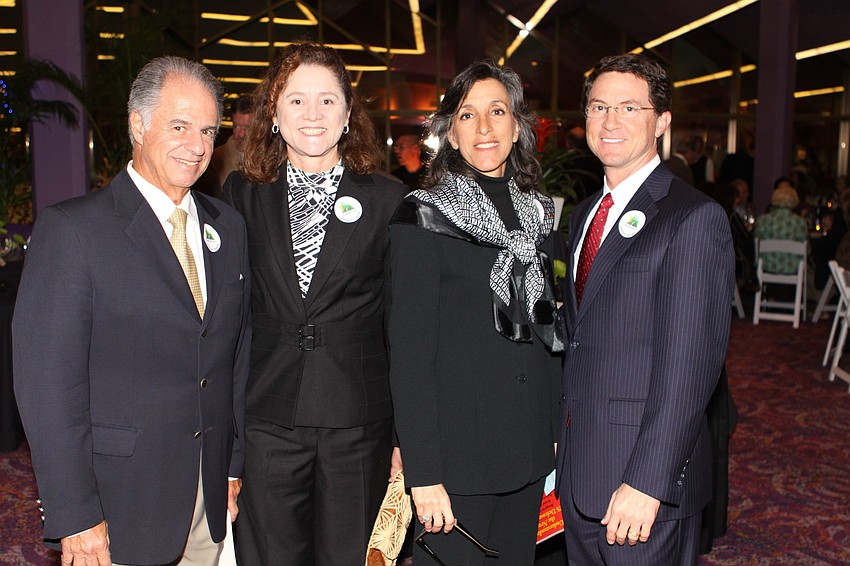 Celio and Ivete Santos with Jane and Brad Robbins