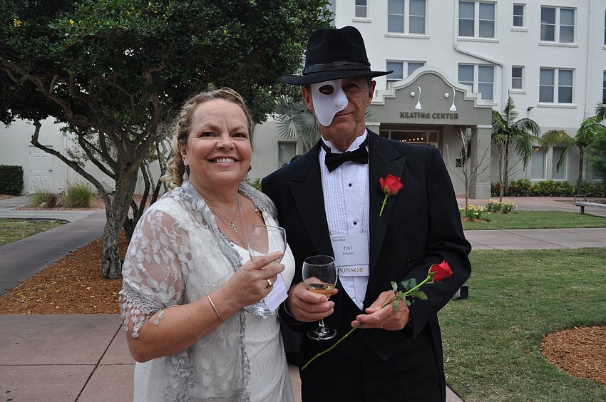 Donna and Earl Fossum