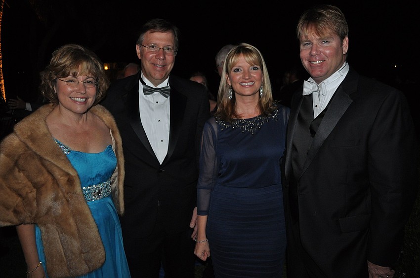 Dr. Arysol and John Niffenegger with Fran and John LaCivita