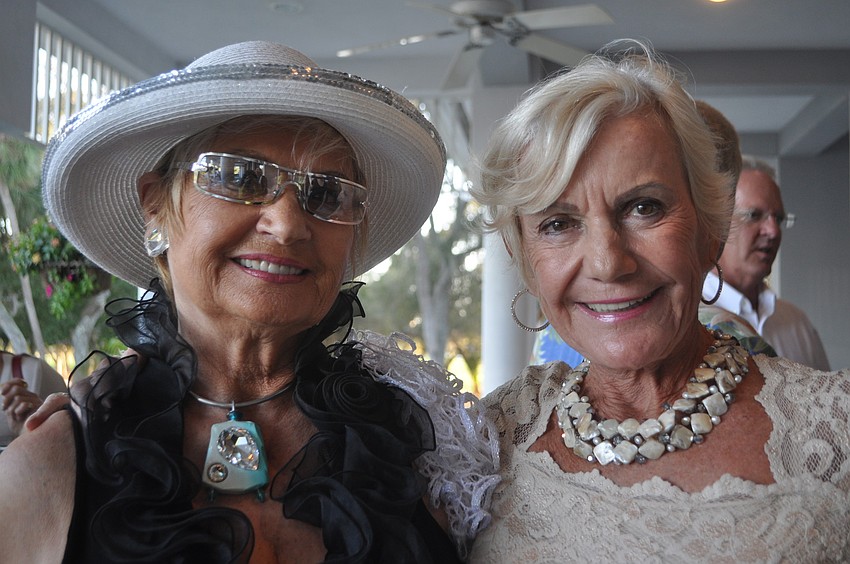 Lydia Bohn and Eva Saunders