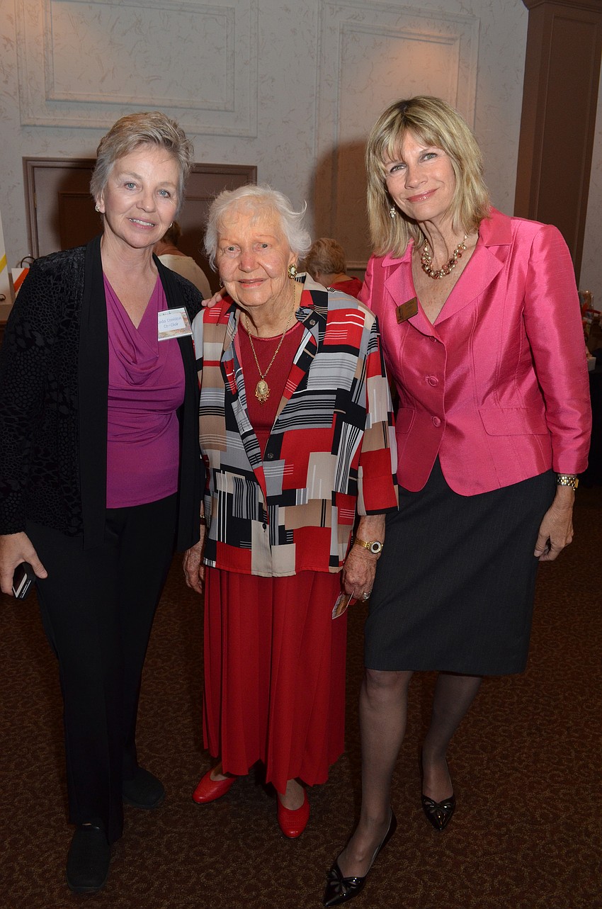 Co â€“ Chairwoman Linda Corridoni stands with RuthGardenhire who has been a member of the Sarasota Garden Club since 1949 and Mayor Suzanne Atwell