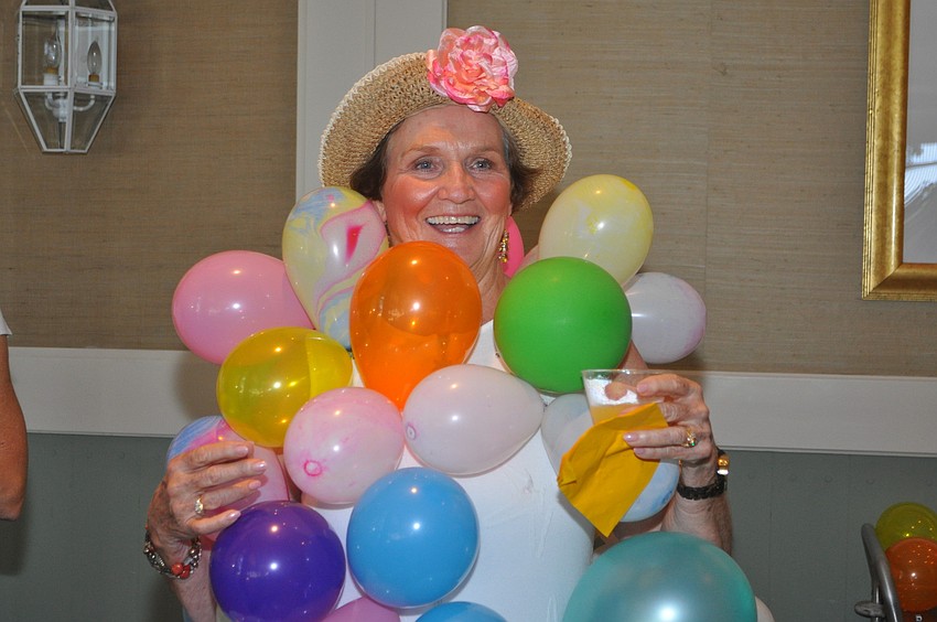 Donna Greer in â€œa very hotâ€ balloon dress.