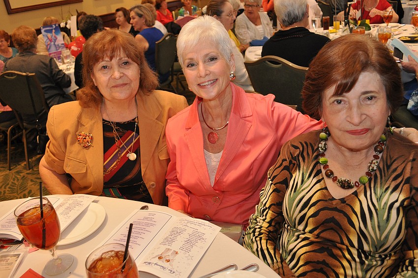 Allegria Bouquet with Merry Del Monte and Martha Pino