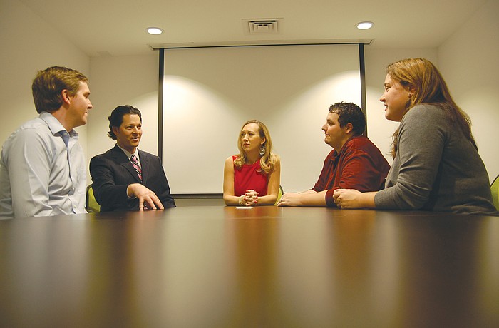 Young Advocates for Sarasota mentor Casey Colburn, second from left, talks politics with Sean Duade, Rochelle Dudley, Chris Laney and Vickie Brill. Photo by Alex Mahadevan.