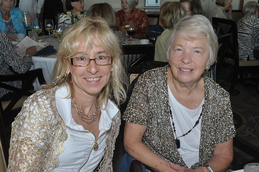 Cynthia Tate with her mother, Elyse Rogers