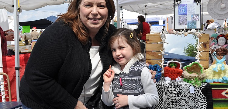 Sharon Hoehn and Gracie Jo, who enjoyed meeting an author of a book about gardening