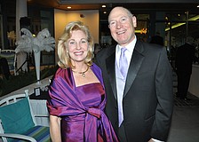 Toi and Sandy Estes credited their matching purple hues to â€œunintentional coordination.â€