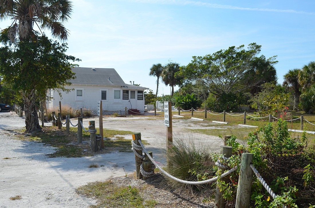 Sarasota County plans to add eight parking spaces to Siesta Key Beach Access 7.