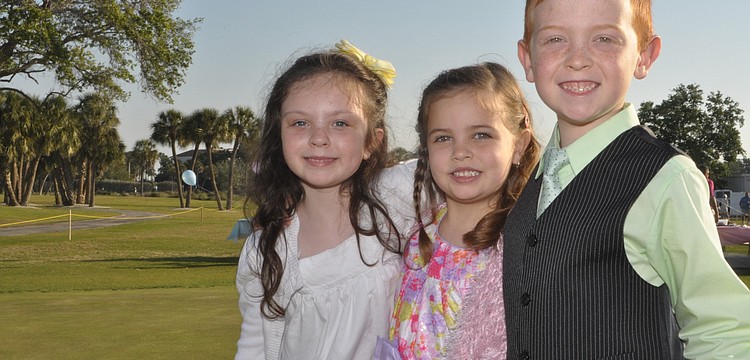 Kayleigh Pritchett, 6, with Mollie, 5, and Trey Raymond, 7