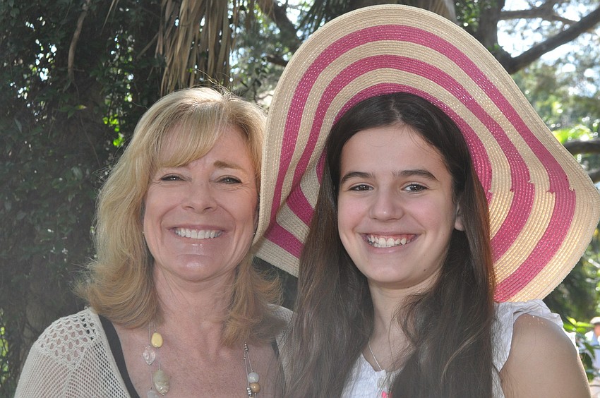 Marilyn Francois with her niece, Haley, 11