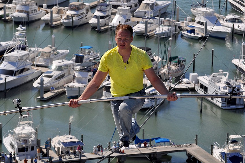 Wallenda takes a knee