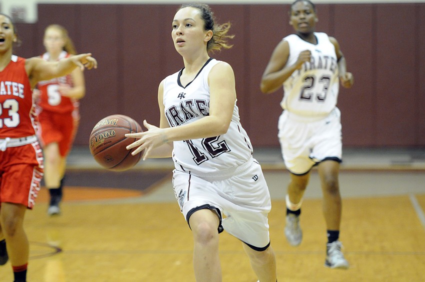 Braden Riverâ€™s Kendall Jeter drives down the lane in the fourth quarter.