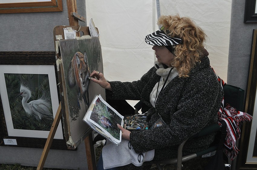 Debby La Fogg Docherty paints a fox.