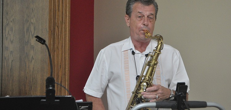 Harry Fager of â€œ2 Saxyâ€