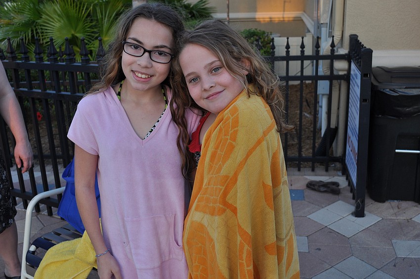 Isabella Parlapiano and Abigail DiLoreto