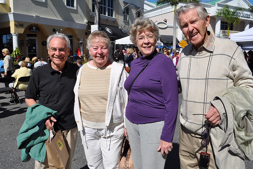 Bob Riggio was visiting Tara resident Barbara McAnulla and friends Iva Thomas and Robert Talley, who also were visiting.