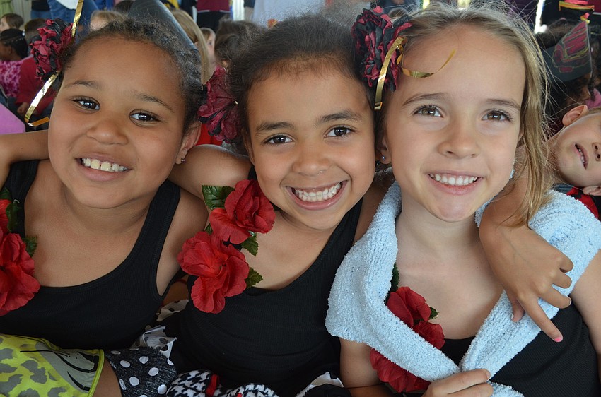 Kindergartners Janaiya Leissler, Samyiah Phelps-Baxley and Geneva Pobjoy