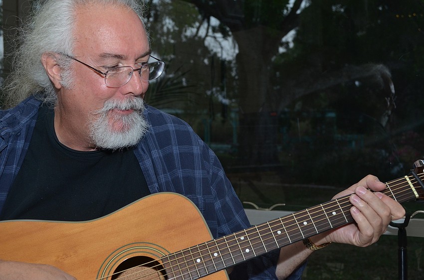 Lee Simpson plays with the Barnstorm Trio.