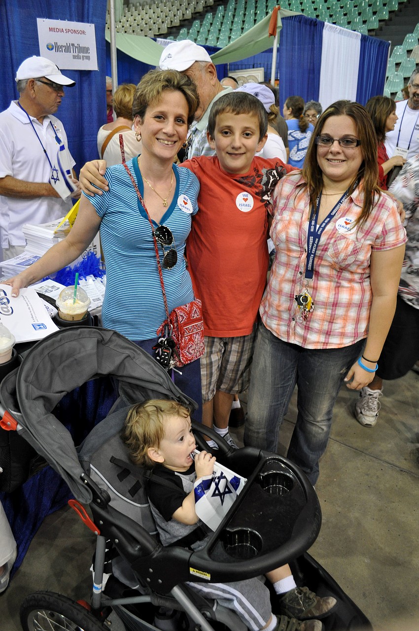 Beth Campbell with her children, Kenneth, Stephanie and Hayden