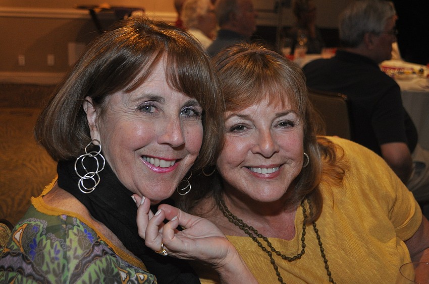 Lynn Rosen and Shelley Enlow at the Longboat Key Club Super Bowl party