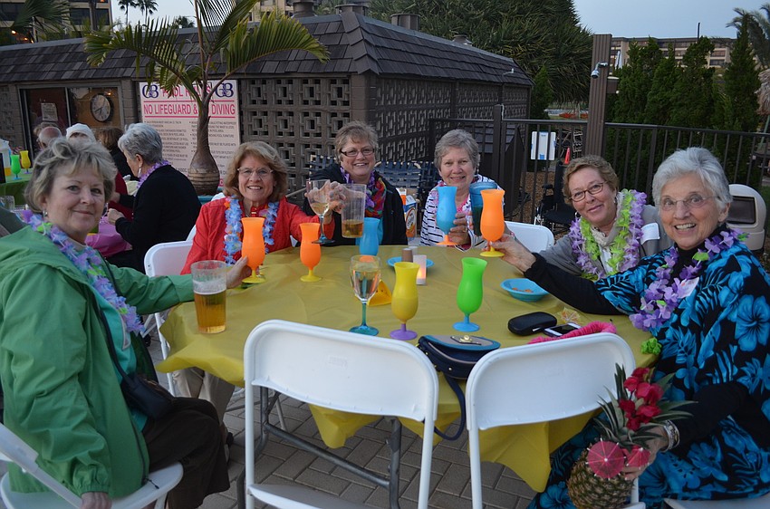 Carol Juredine, Barbara Wookey, Kathy Holdren, Judy Dotter, Susan House and Virginia Trueman