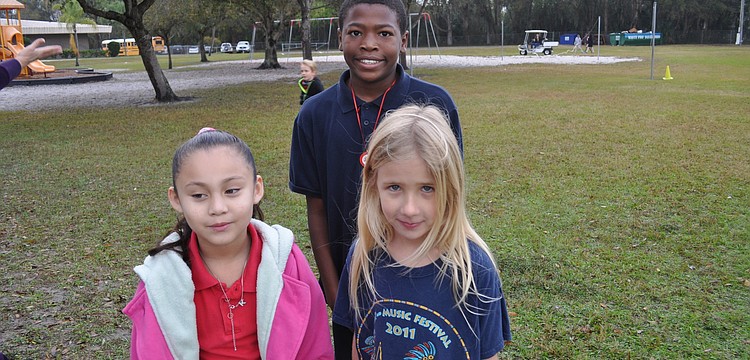 Keyla Silva, Julia Price and Jayden Cray