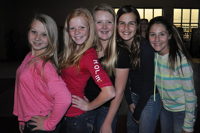 Sydney Wicks, Caitlyn Klein, Baylee Barker, Daniella Castrogiovanni and Kendall Wilson