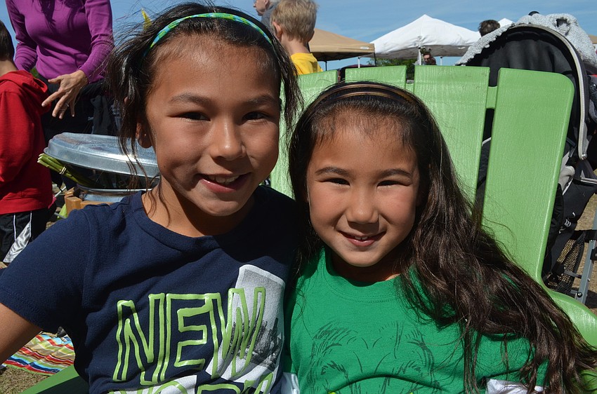Sisters Mason Schilling, 11, and Tatum, 7