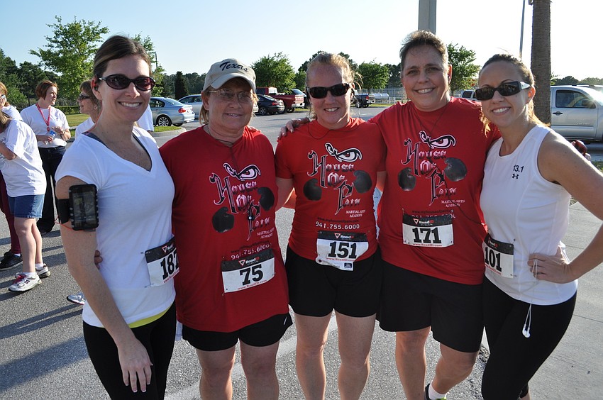 Amy Westberry, Sandy Keller, Becky Sehorne, Christine Thomason and Katie McClusky all aimed to finish their 3-mile race.