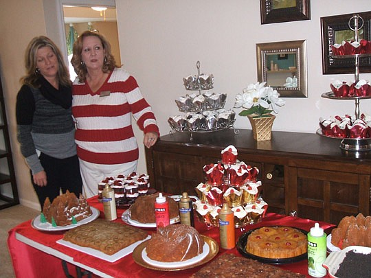 Sandi Braithwaite and Brenda Rabbitt of DR Horton.