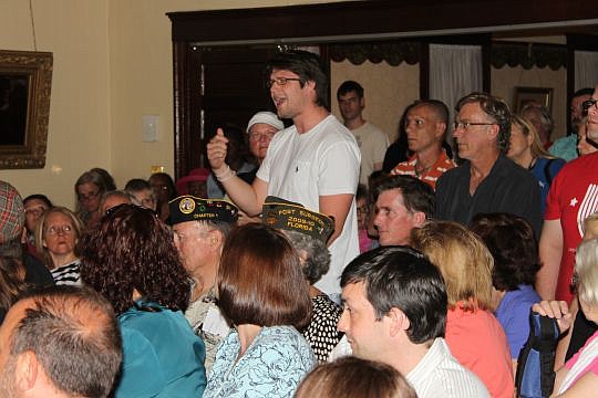 Springfield residents showed en masse Thursday at the Springfield Woman's Club to voice displeasure with Ability Housing of Northeast Florida's plan to establish a 12-unit apartment complex to serve veterans.