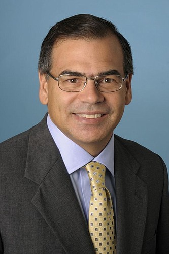 Former Supreme Court Justice Raoul Cantero