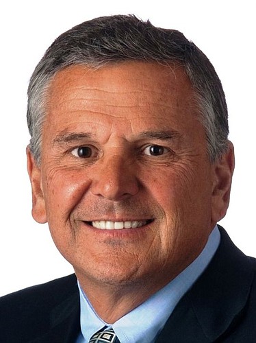 Gary Chartrand will keynote Saturday's commencement ceremony at Jacksonville University.