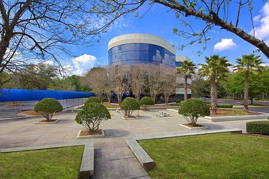 Southeastern Grocers will lease Building 200 in Prominence office park for its headquarters. It will move from West Jacksonville.