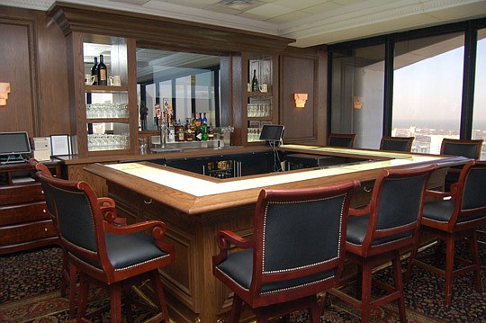 Photos by Max Marbut - The new MeLS Grille at the University Club is part of a recent extensive renovation and redecoration.